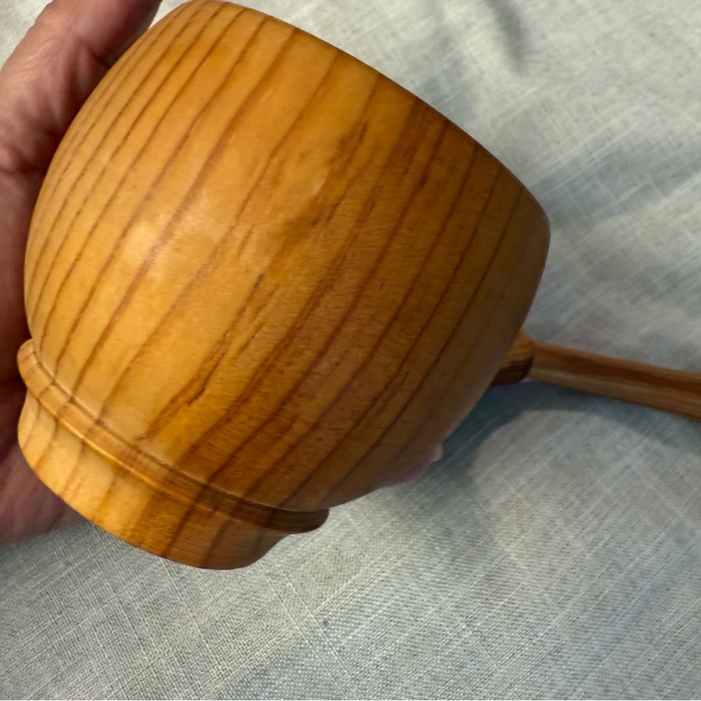 Brown Wooden Mortar and Pestle, Portugal - Picture 5 of 7
